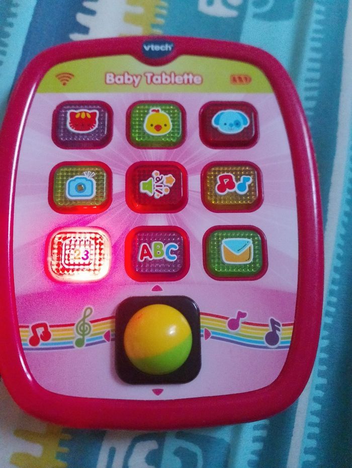 Vtech Baby Tablette (bilingue) - photo numéro 1