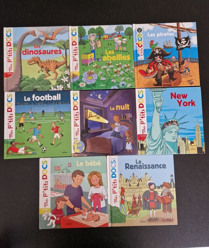 Lot de 8 livres mes ptits docs