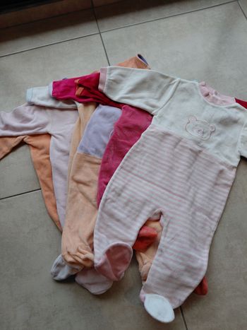 Lot 6 pyjamas 6 mois
