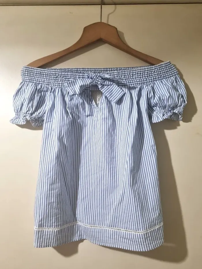 Très joli haut NafNaf noeud devant et tout en dentelles transparentes dans le dos impeccable T XS - photo numéro 3
