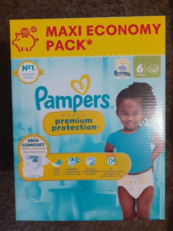 Couches Pampers premium protection 