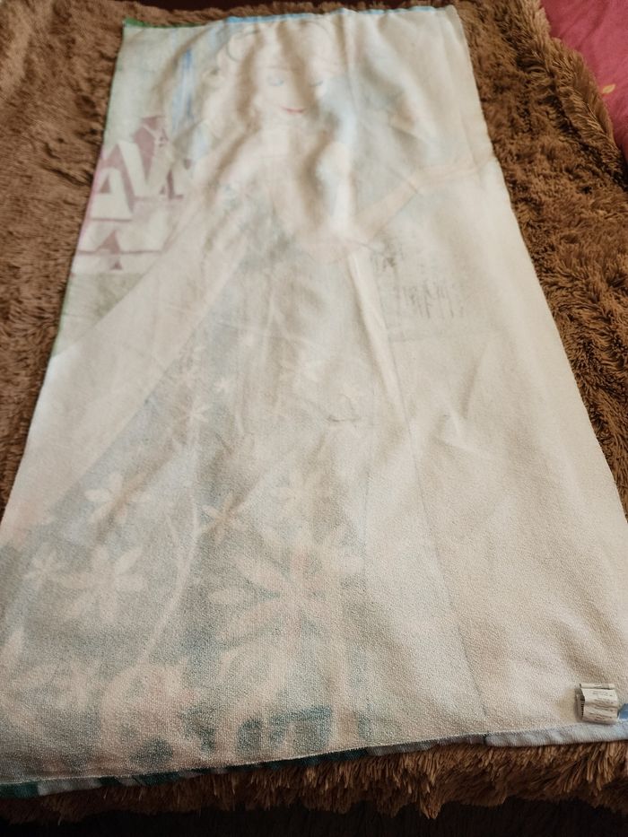 Serviette de plage "Reine des Neige" - photo numéro 4