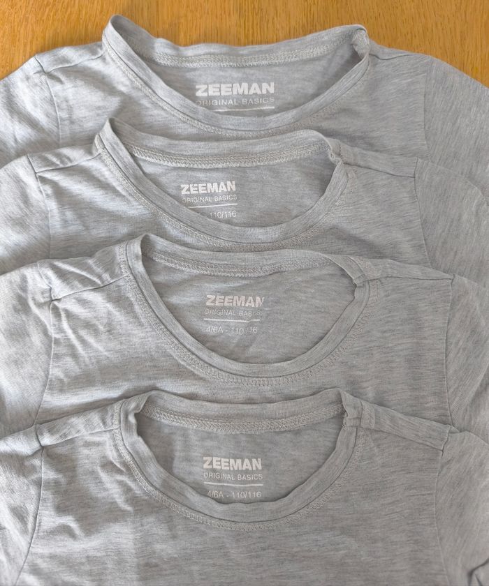 🦎 Lot de 4 maillots de corps - Zeeman - 4/6 ans 🦎 - photo numéro 2