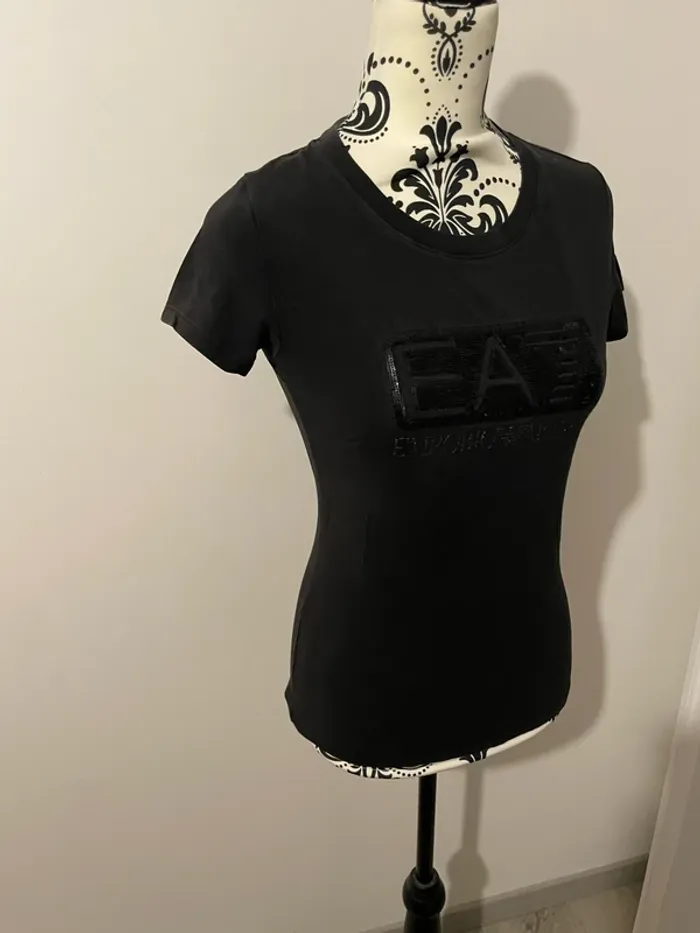 T-shirt à manches courtes noir col rond perle sequin devant Emporio Armani taille S - photo numéro 3