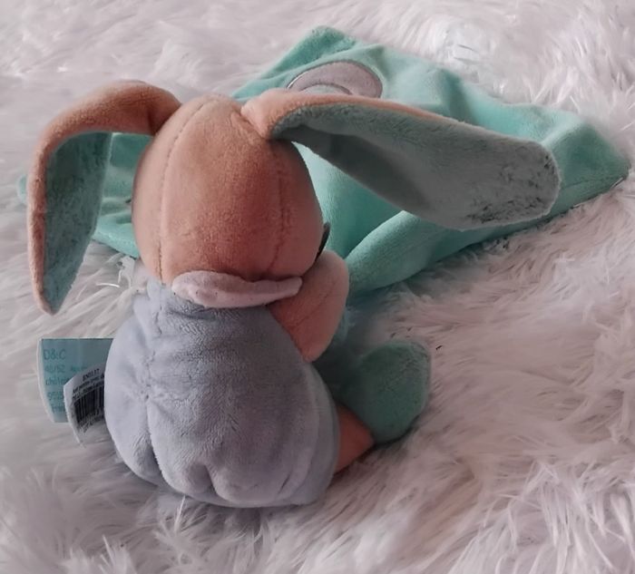 Doudou peluche lapin bleu avec mouchoir- luminescent- Baby Nat - photo numéro 2