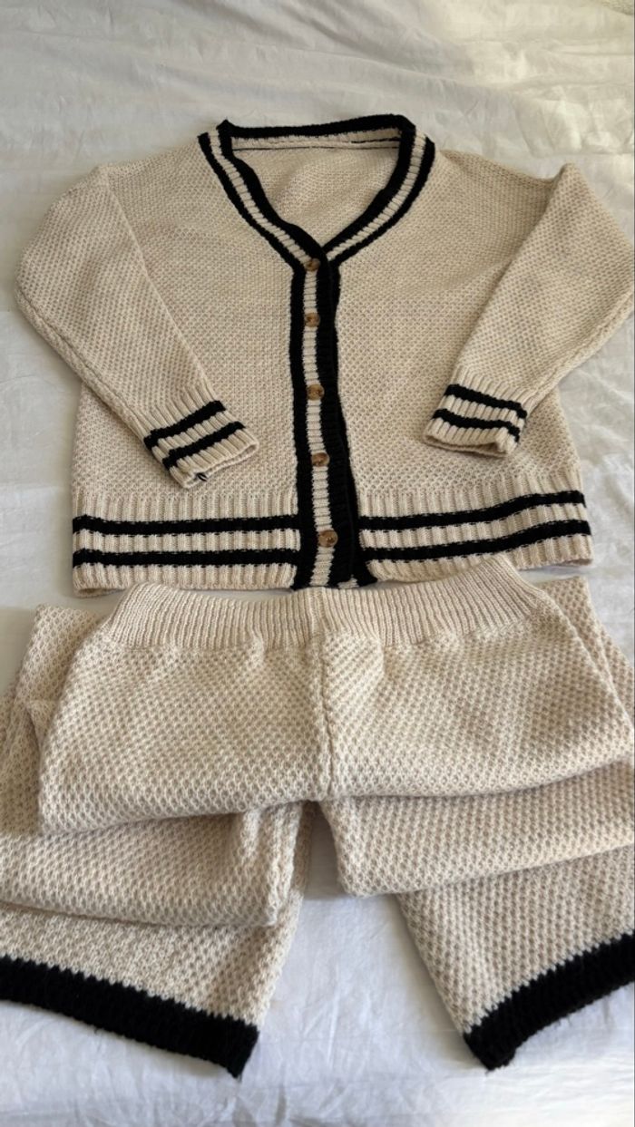 Ensemble en laine - photo numéro 3