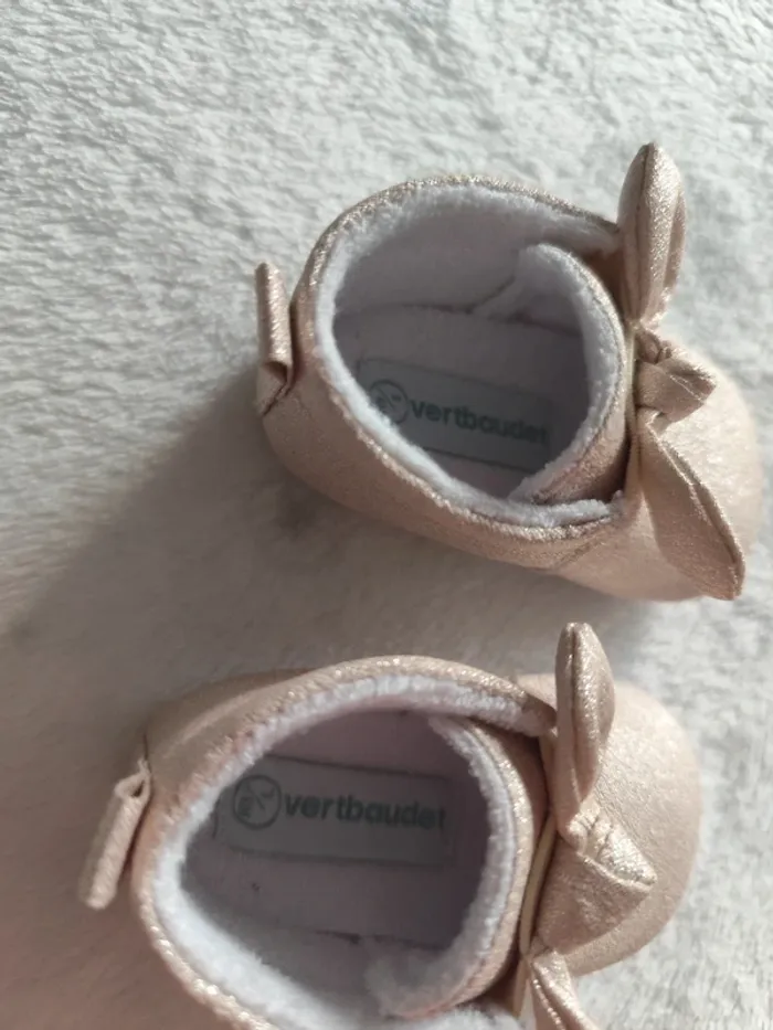 Chaussures dorées - photo numéro 2
