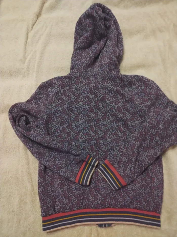 🎈Sweat à capuche fleuri violet 10 ans sergent major 🎈 - photo numéro 2