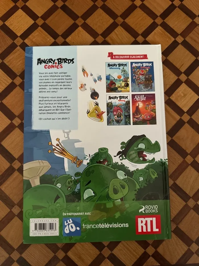 BD Angry Birds - Tome 1 - Opération Omelette - photo numéro 2