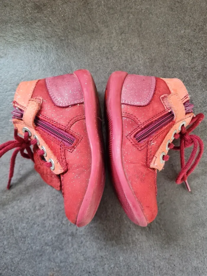 Chaussure kickers taille 22 - photo numéro 2