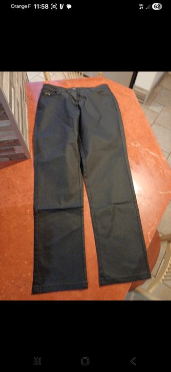 Pantalon femme taille 40