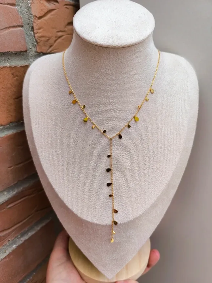 Pendentif doré en Y avec pampilles gouttes - photo numéro 6