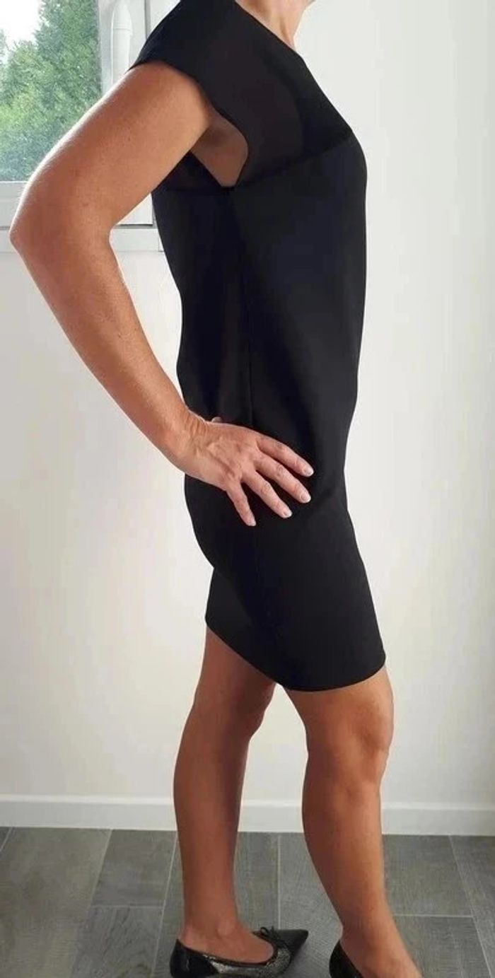 40 € Robe Cop Copine taille 36 - photo numéro 5