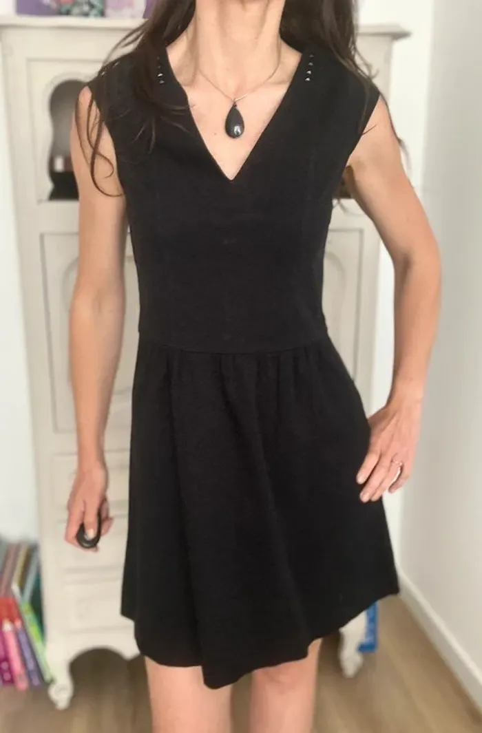 Petite robe noir i code by IKKS taille 36 , S , 1 - photo numéro 9