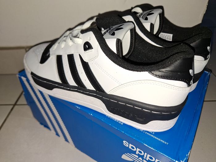 Adidas Rivalry Low neuves - photo numéro 2