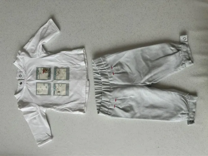 Pantalon et t-shirt - photo numéro 3