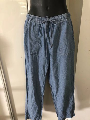 Pantalon large léger . Damart.