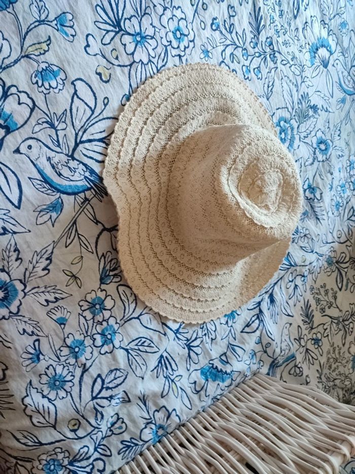 Chapeau femme - photo numéro 2