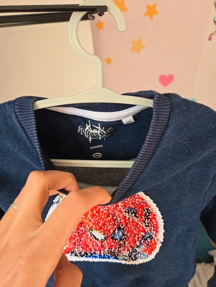 Pull spiderman taille 5 ans - photo numéro 4