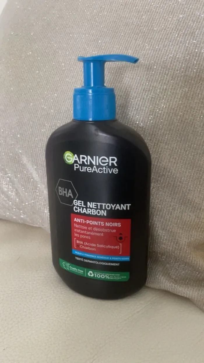Gel nettoyant charbon Garnier PureActive BHA - Neuf
