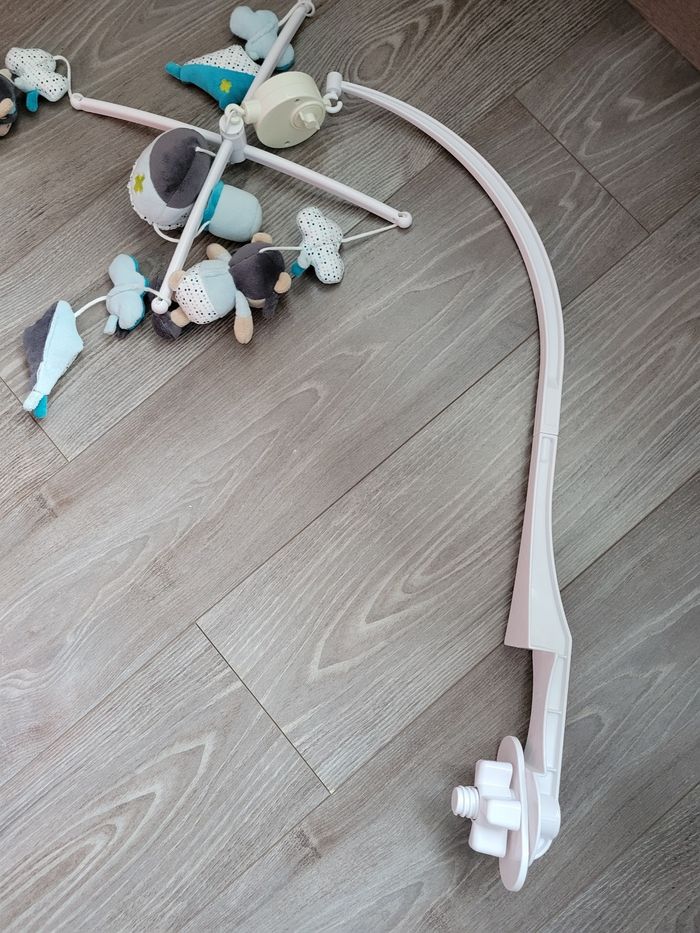 Mobile musical lit bébé Sauthon - photo numéro 3