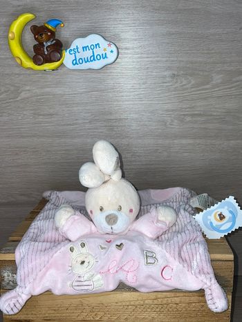 NIC32 doudou lapin 🐰 nicotoy