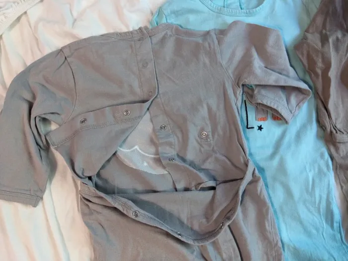 Pyjamas 18 mois - photo numéro 2