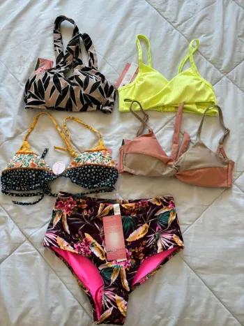 Lot 5 maillots 4 hauts et 1 bas pailleté fluo motifs Penti taille XS/34 neuf