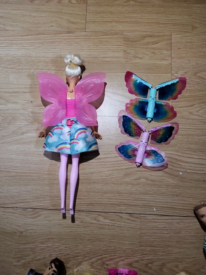 Barbie, ailes de papillons - photo numéro 2