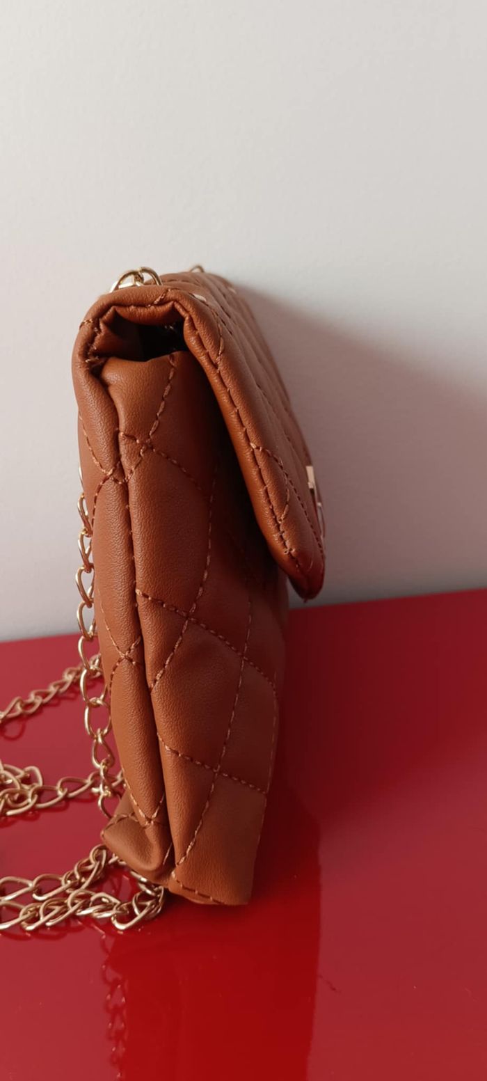 Petit sac à main beige/camel avec bandoulière dorée - photo numéro 8