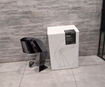 Lampe de table en métal Habitat Ribbon