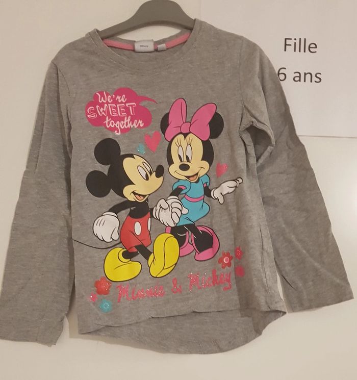 T-shirt ml Minnie disney 6 ans