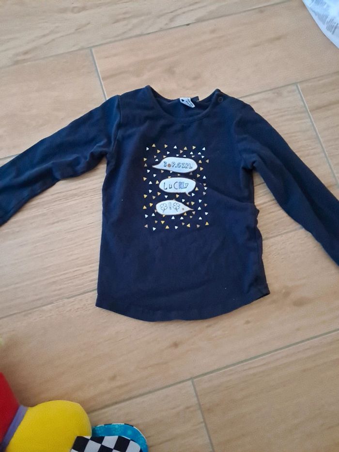 T shirt manches longues 3 pommes 12/18 mois