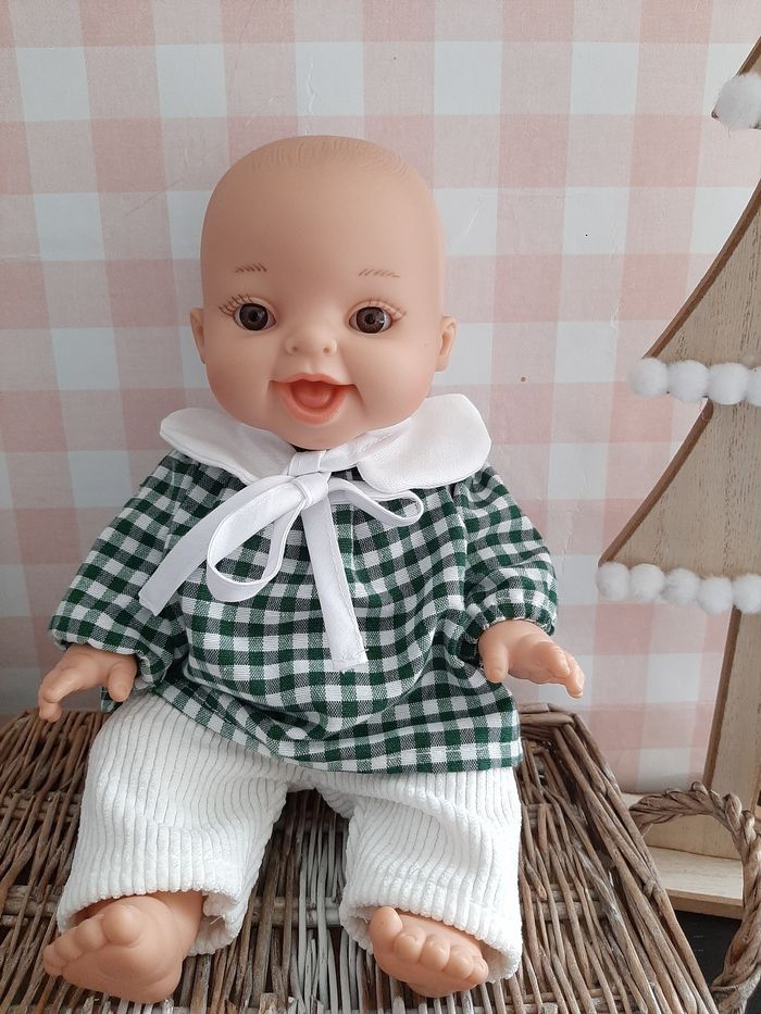 vetements pour poupée 34cm  minikane