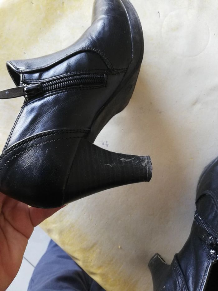 Bottines low-boots a talons noires t. 37. - photo numéro 4
