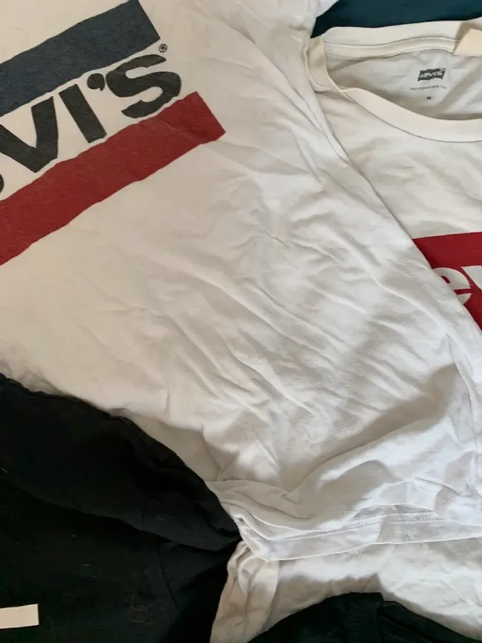 Lot de t-shirt de marque - photo numéro 5