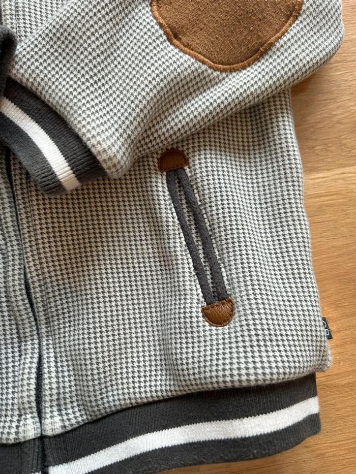Veste molletonnée ~ 23 mois (86cm) - photo numéro 4