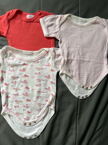 Bodies bébé fille manches courtes 3 mois