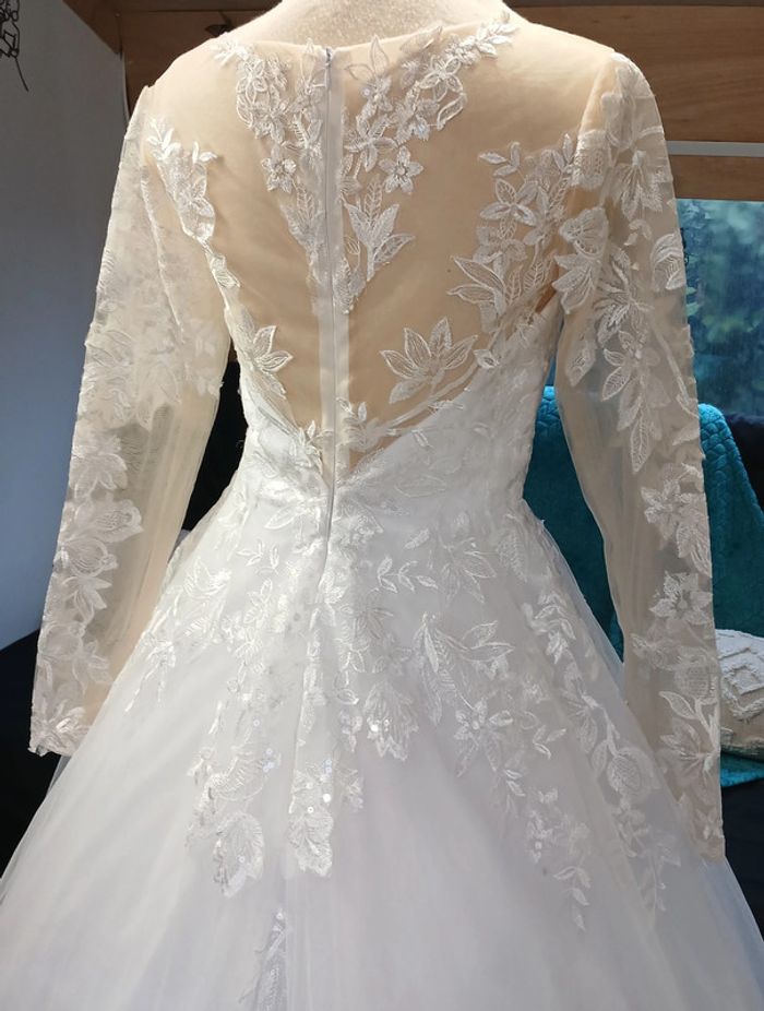 robe de mariée taille 34/36 - photo numéro 4