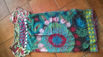 Robe desigual motif fleurs taille m
