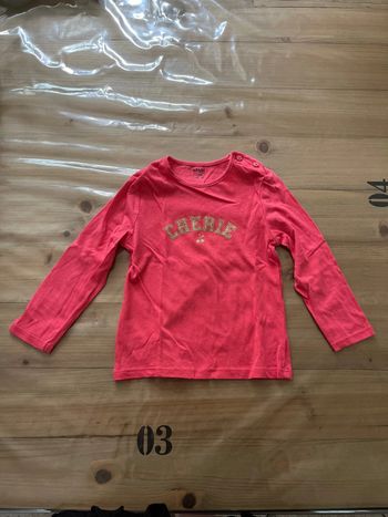 T-shirt rose et doré Kiabi 24 mois