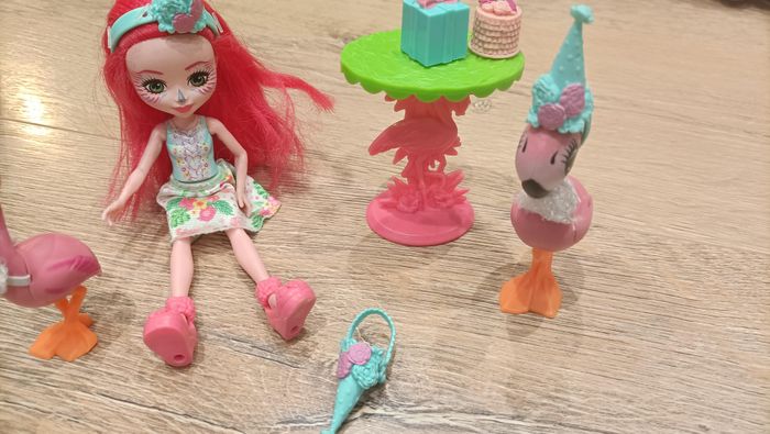 Lot Enchantimals La Fête de Fanci Flamant + accessoires Mattel - photo numéro 4