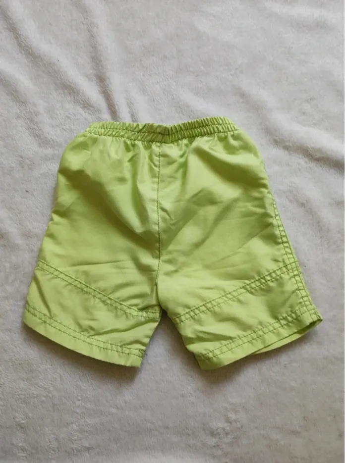 Short vert/jaune 12 mois - photo numéro 2