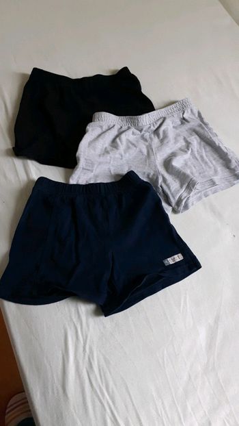 3 shorts domyos 3 ans