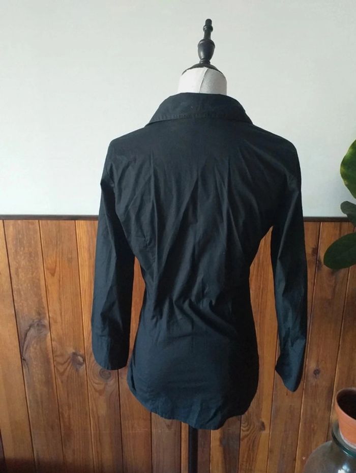 Chemise noire cintrée manches longues - photo numéro 2