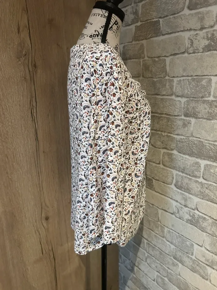 Blouse fleurie manches longues taille 42/44 - photo numéro 5
