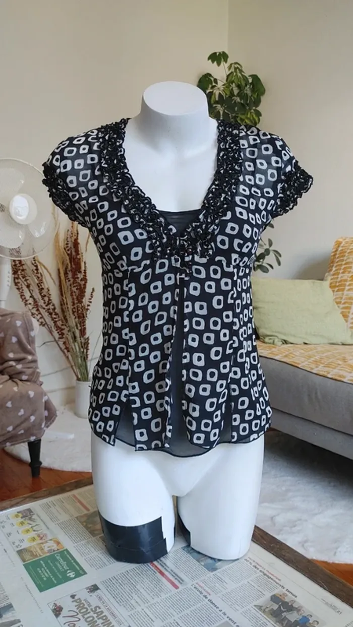 Blouse vintage manches courtes 2 pièces intégrées tissu légère