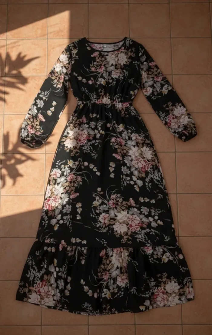 Robe longue fleurie manches longues, taille M, style bohème chic romantique