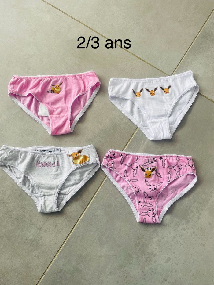 Lot de 4 culottes Pokémon 2/3 ans
