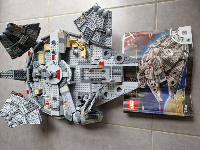 Lego Star Wars Faucon Millénium 75257 - photo numéro 3